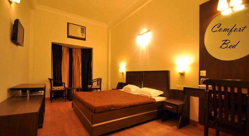 Hotel Hong Kong Inn Amritsar Room photo